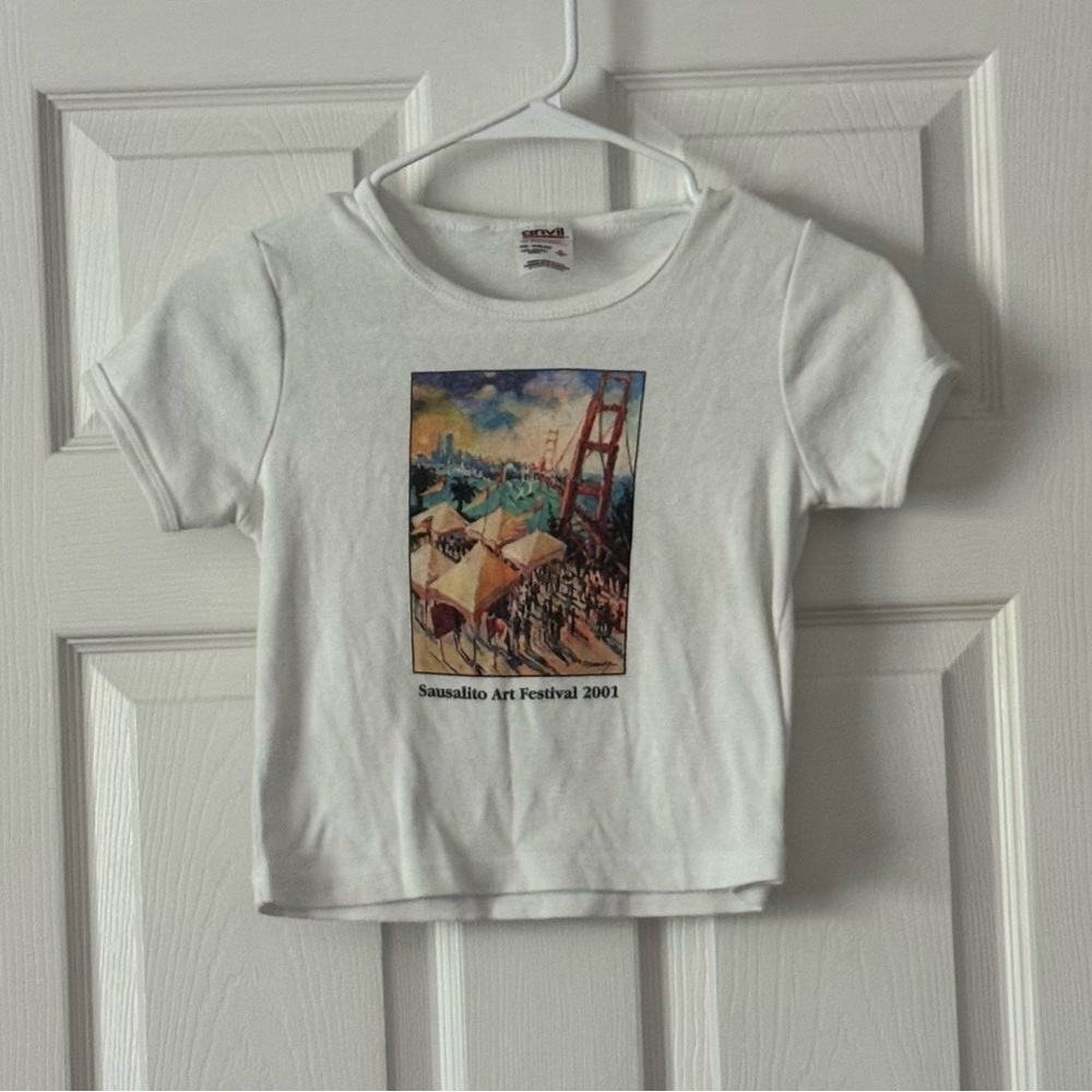 Anvil Women’s Sausalito Art Festival 2001 White Vintage Cropped Graphic Tee